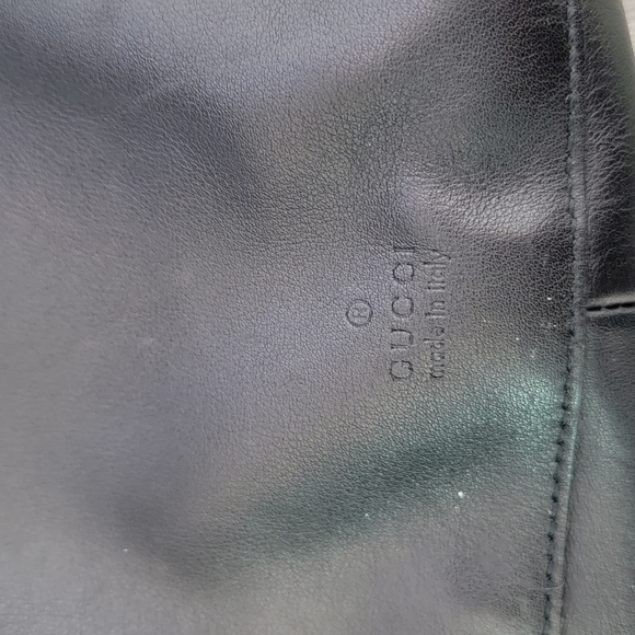 GUCCI Drawstring Bucket Bag - Picture 8 of 8